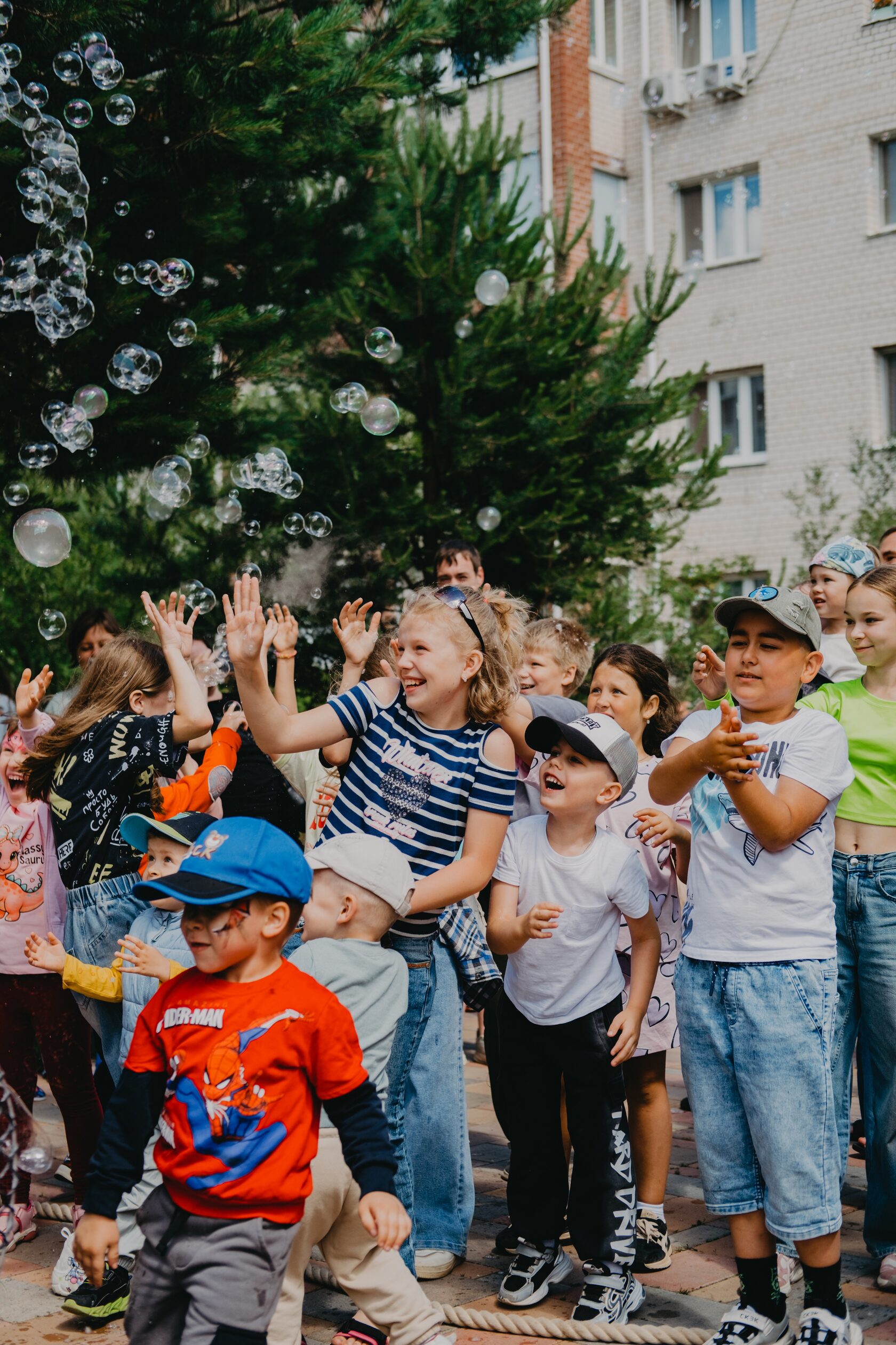 Детство под солнцем